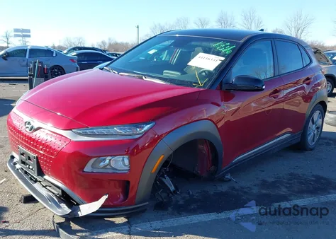 2021 Hyundai Kona Electric Sel z USA, uszkodzony, nr VIN KM8K23AG4MU106302